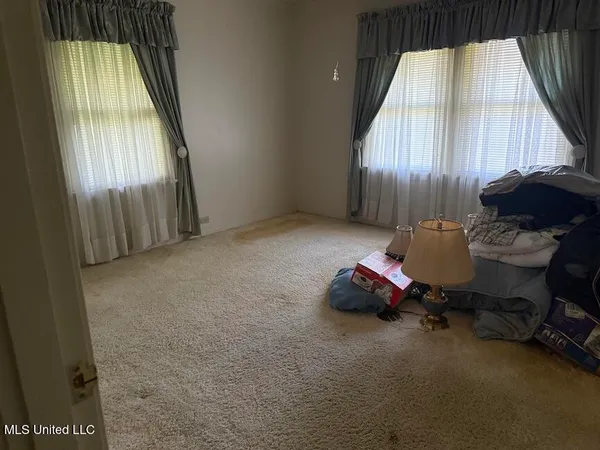 $269,900 | 230 North Vardaman Street, Wiggins, MS 39577