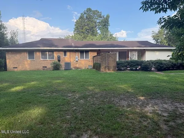 $269,900 | 230 North Vardaman Street, Wiggins, MS 39577