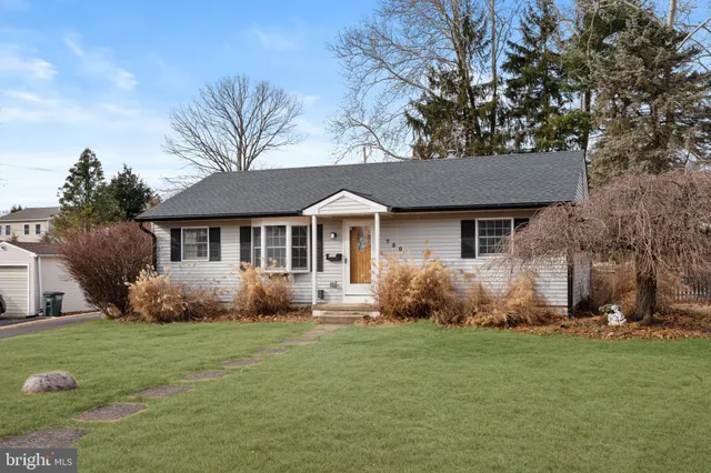 $3,000 | 750 Willow Street, Southampton, PA 18966