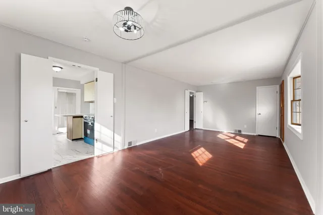 $3,000 | 750 Willow Street, Southampton, PA 18966