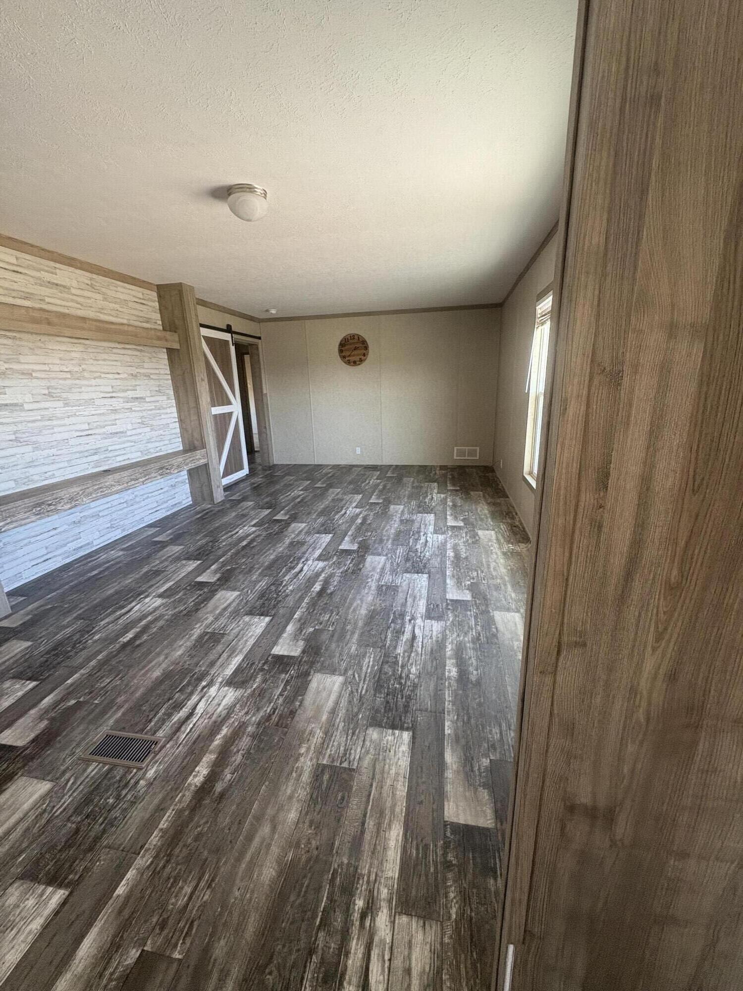 404 Avenue O Ralls Tx 79357 Ralls, TX 79357 - Photo 2 of 14 IMG_8189