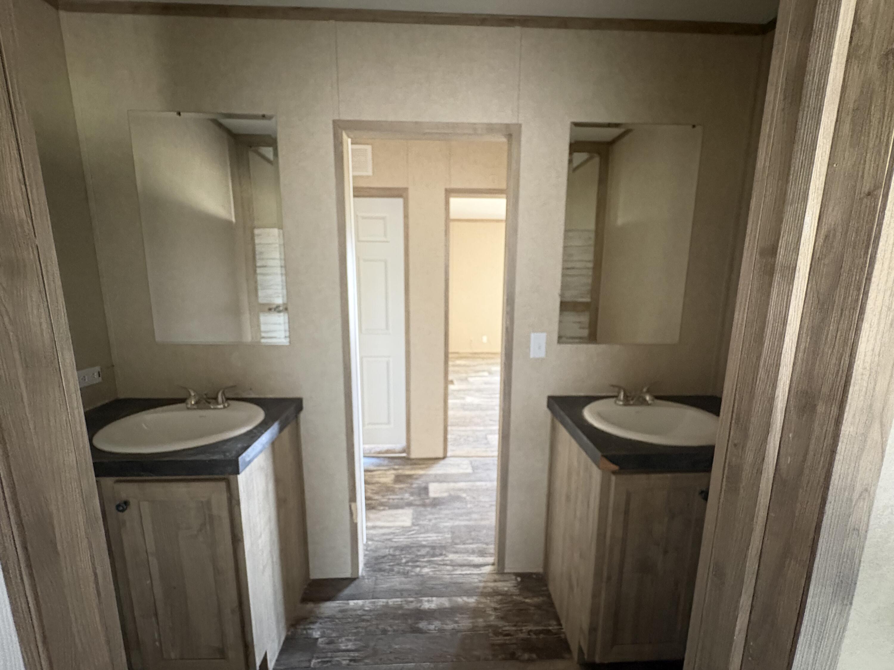 404 Avenue O Ralls Tx 79357 Ralls, TX 79357 - Photo 6 of 14 IMG_8199
