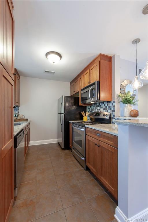4919 Park Road, Unit F Charlotte, NC 28209 - Photo 6 of 21 Gallery Image 6