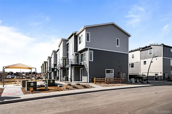 $559,900 | 2676 West 68th Avenue, Denver, CO 80221