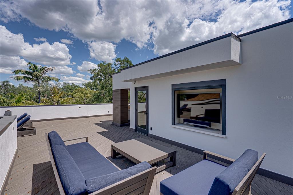 2903 West Hawthorne Road Tampa, FL 33611 - Photo 78 of 82 Gallery Image 78