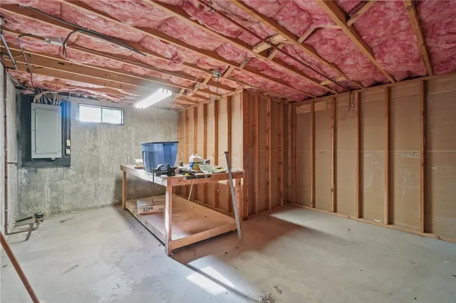 $575,000 | 54 Sherwood Drive, Westerly, RI 02891