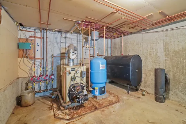 $575,000 | 54 Sherwood Drive, Westerly, RI 02891