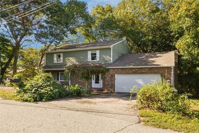 $575,000 | 54 Sherwood Drive, Westerly, RI 02891