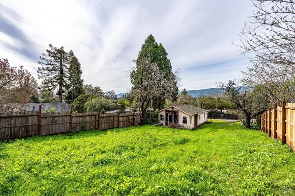 $399,000 | 17364 Hillside Avenue, Sonoma, CA 95476