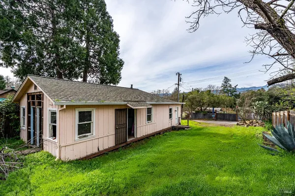 $399,000 | 17364 Hillside Avenue, Sonoma, CA 95476