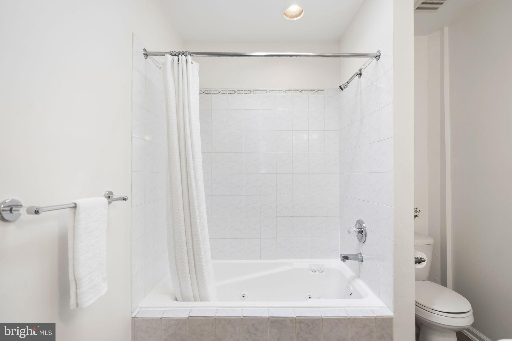 3315 Dent Place Northwest Washington, DC 20007 - Photo 26 of 41 Primary Bathroom