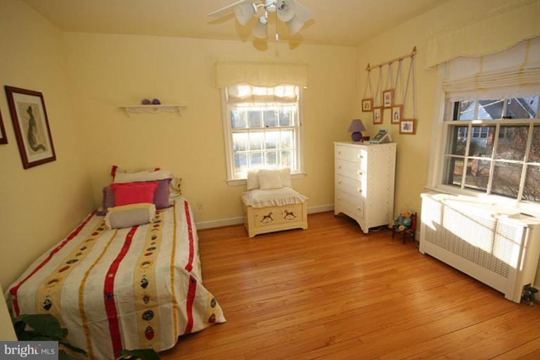 12 Stockton Road Silver Spring, MD 20901 - Photo 17 of 30 Bedroom #3