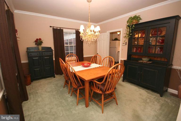 12 Stockton Road Silver Spring, MD 20901 - Photo 7 of 30 Dining Room