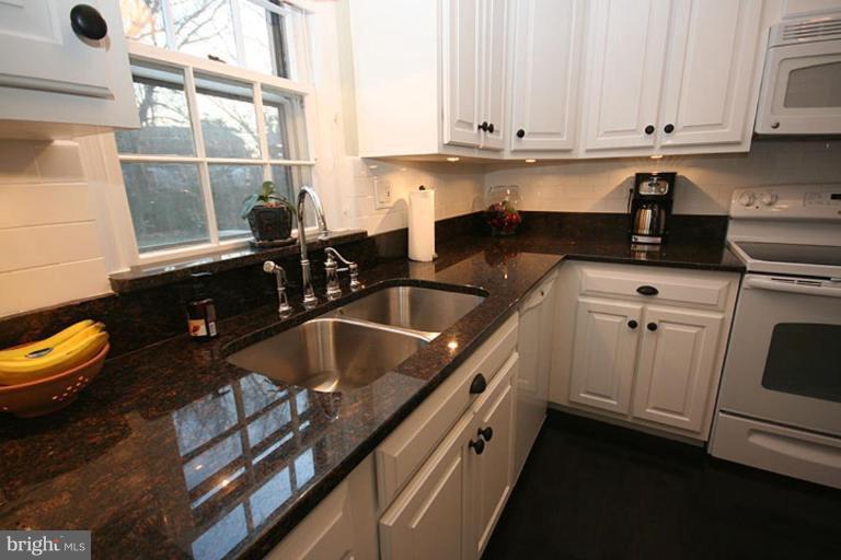 12 Stockton Road Silver Spring, MD 20901 - Photo 9 of 30 Kitchen