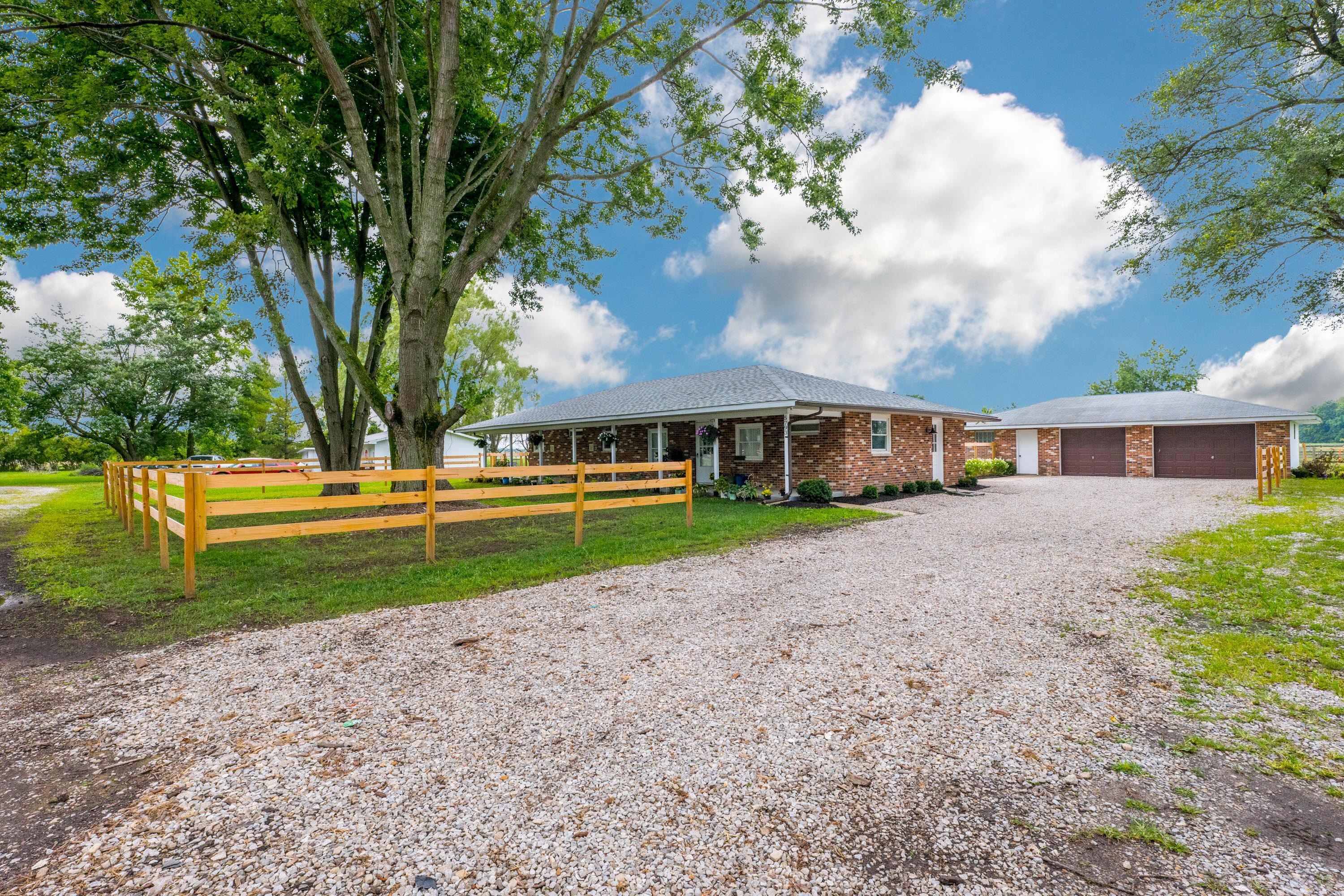 5793 Houchard Road Dublin, OH 43016 - Photo 1 of 53 001P1703352-edit