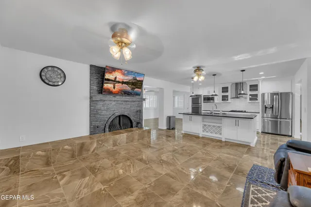 $429,900 | 10625 Vista Lomas Drive, El Paso, TX 79935