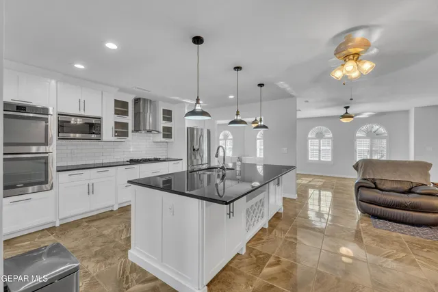 $429,900 | 10625 Vista Lomas Drive, El Paso, TX 79935