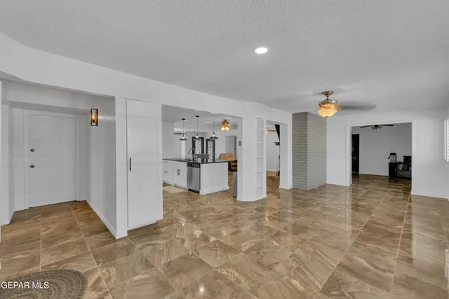 $429,900 | 10625 Vista Lomas Drive, El Paso, TX 79935