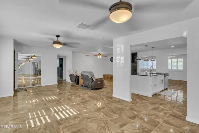 $429,900 | 10625 Vista Lomas Drive, El Paso, TX 79935