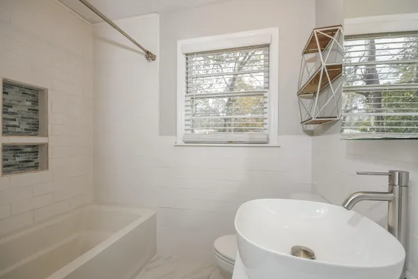 $2,200 | 825 Savage Road, Charleston, SC 29414