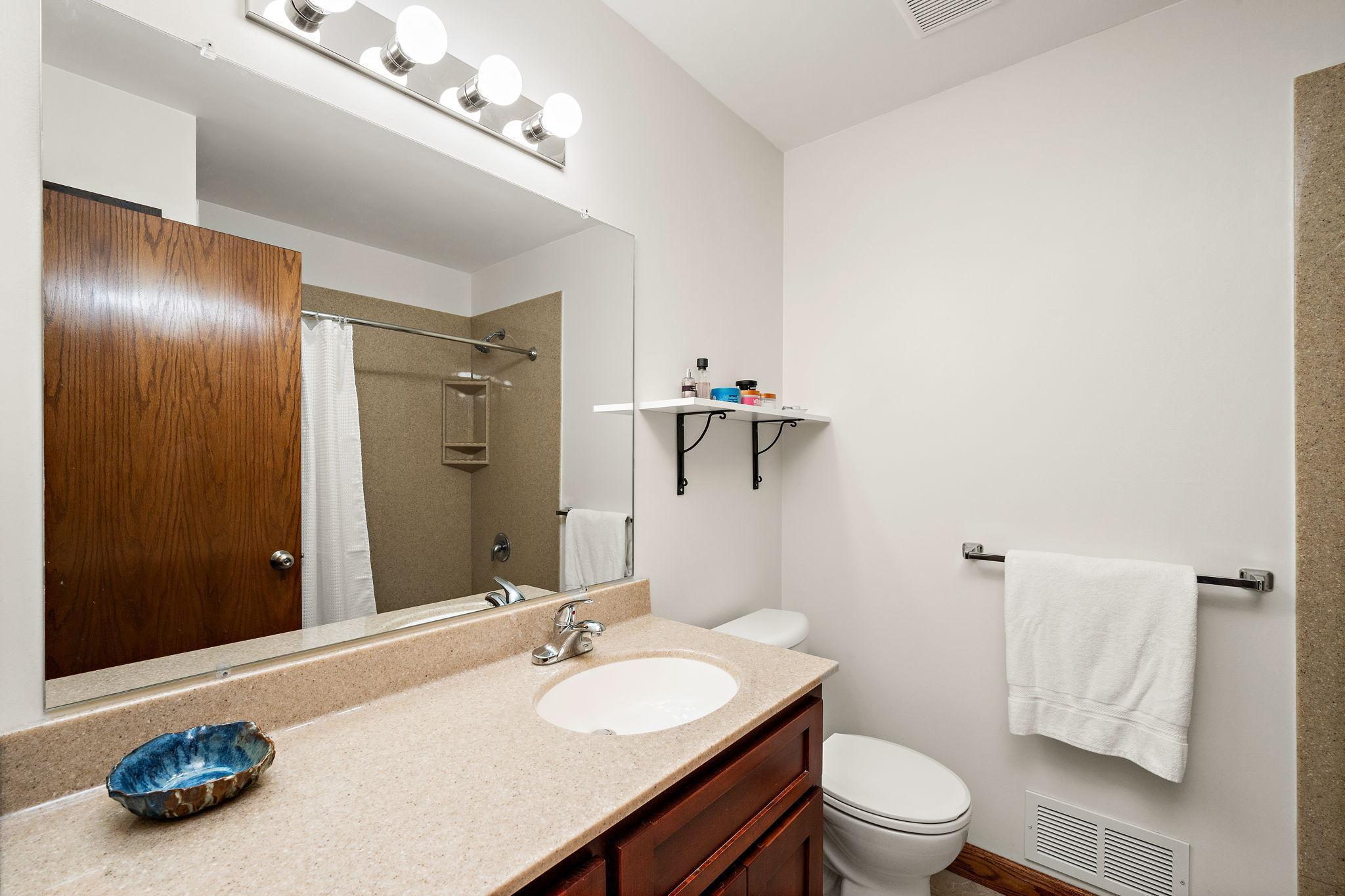 5800 Scenic Heights Drive Minnetonka, MN 55345 - Photo 17 of 27