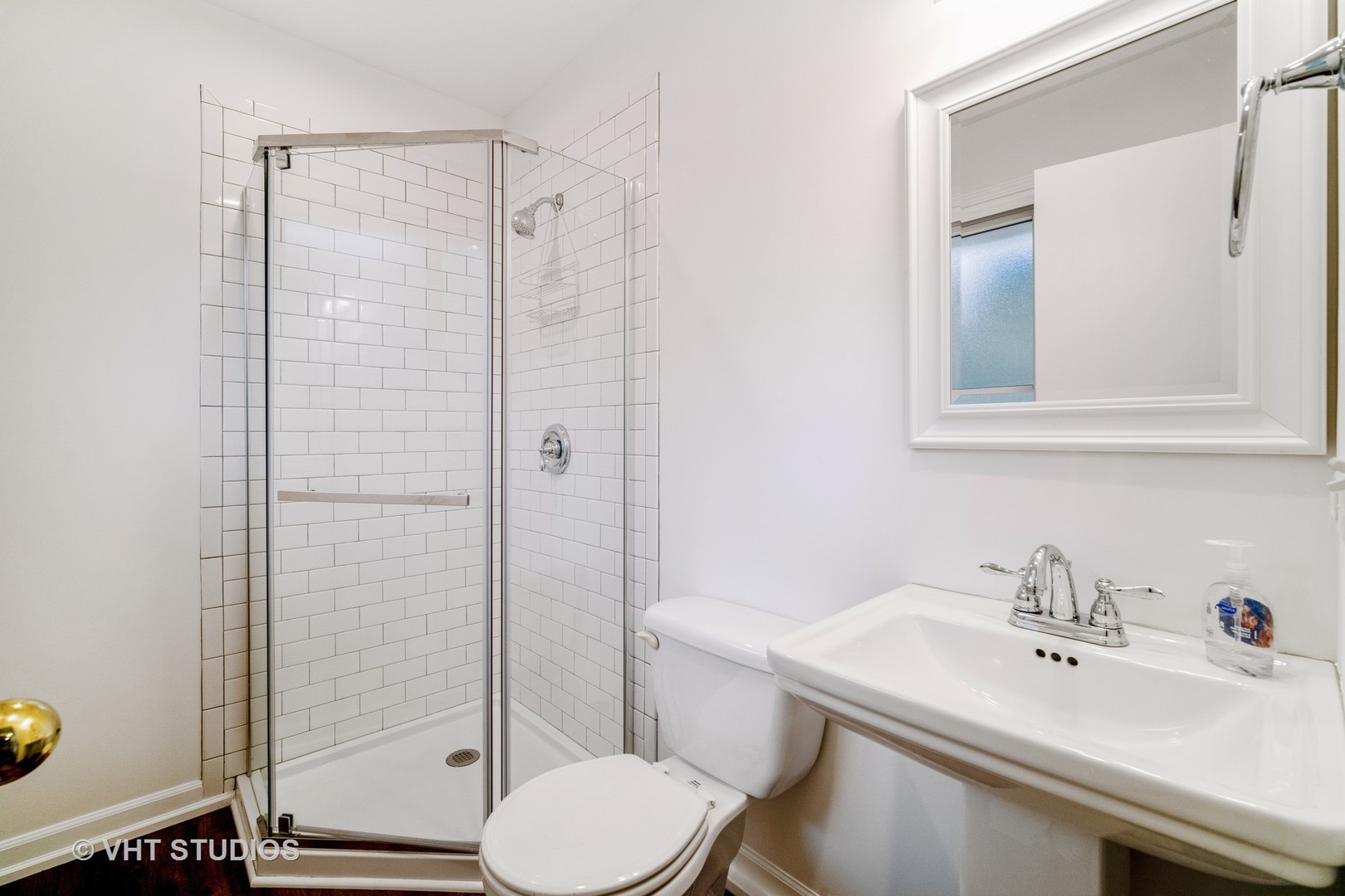 1137 Midway Road Northbrook, IL 60062 - Photo 11 of 17