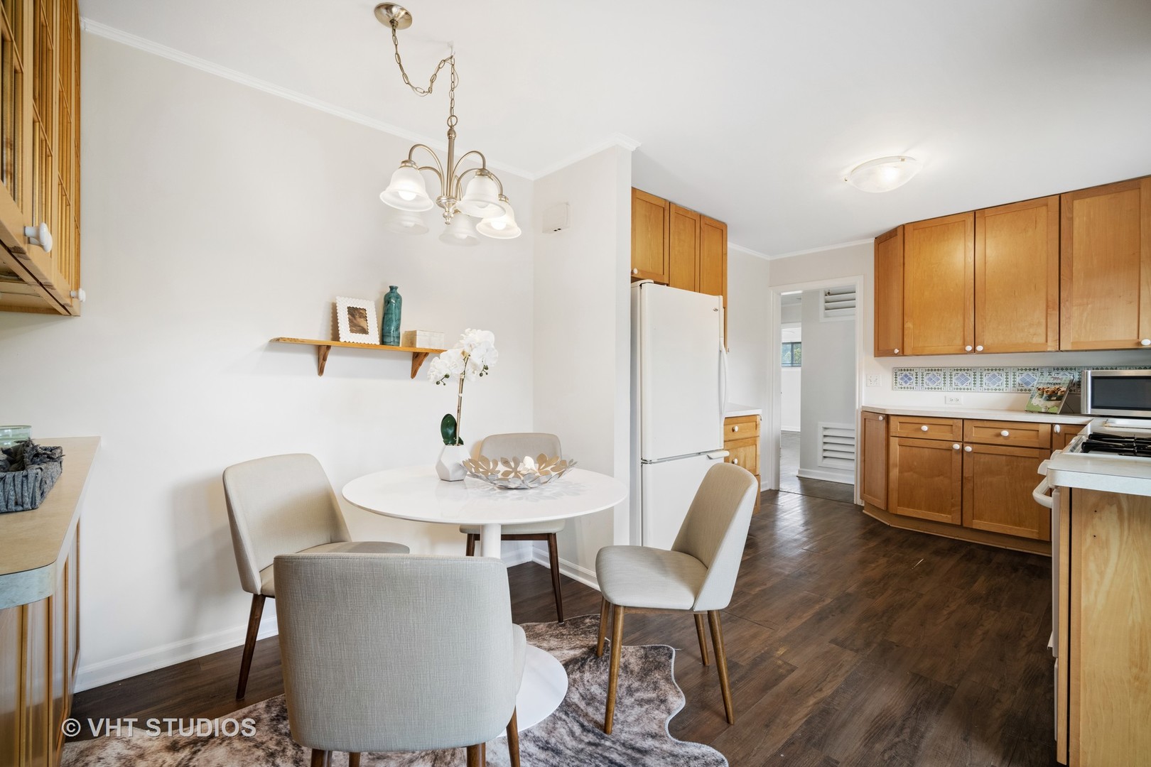 1137 Midway Road Northbrook, IL 60062 - Photo 8 of 17