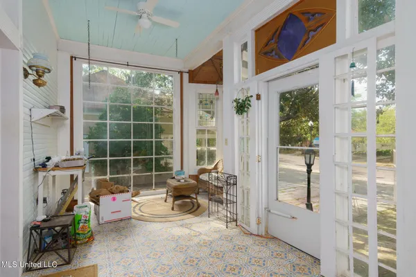 $449,900 | 303 Walnut Street, Hattiesburg, MS 39401