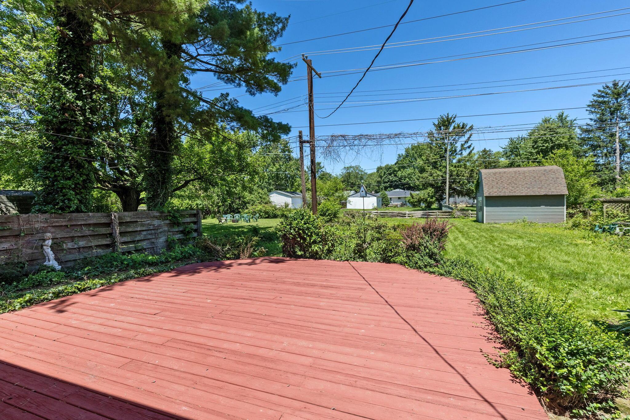 1442 Fullen Road Columbus, OH 43229 - Photo 42 of 46 Freshly Stained Deck