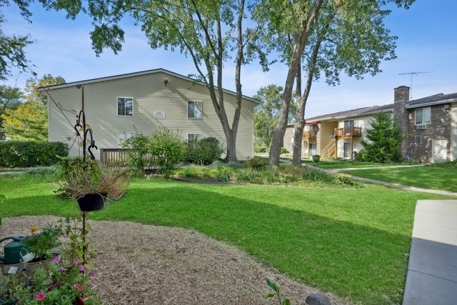 2400 Light Road, Unit 112 Oswego, IL 60543 - Photo 7 of 13