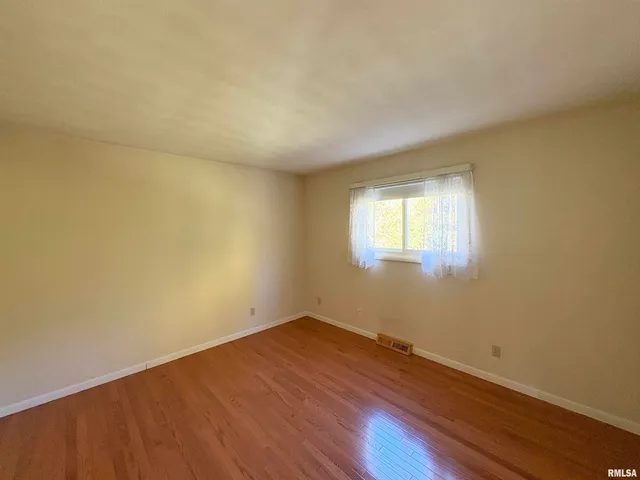 $219,999 | 5805 Sioux Trail South, Peoria, IL 61607