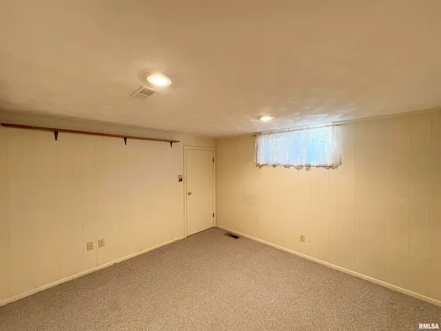 $219,999 | 5805 Sioux Trail South, Peoria, IL 61607