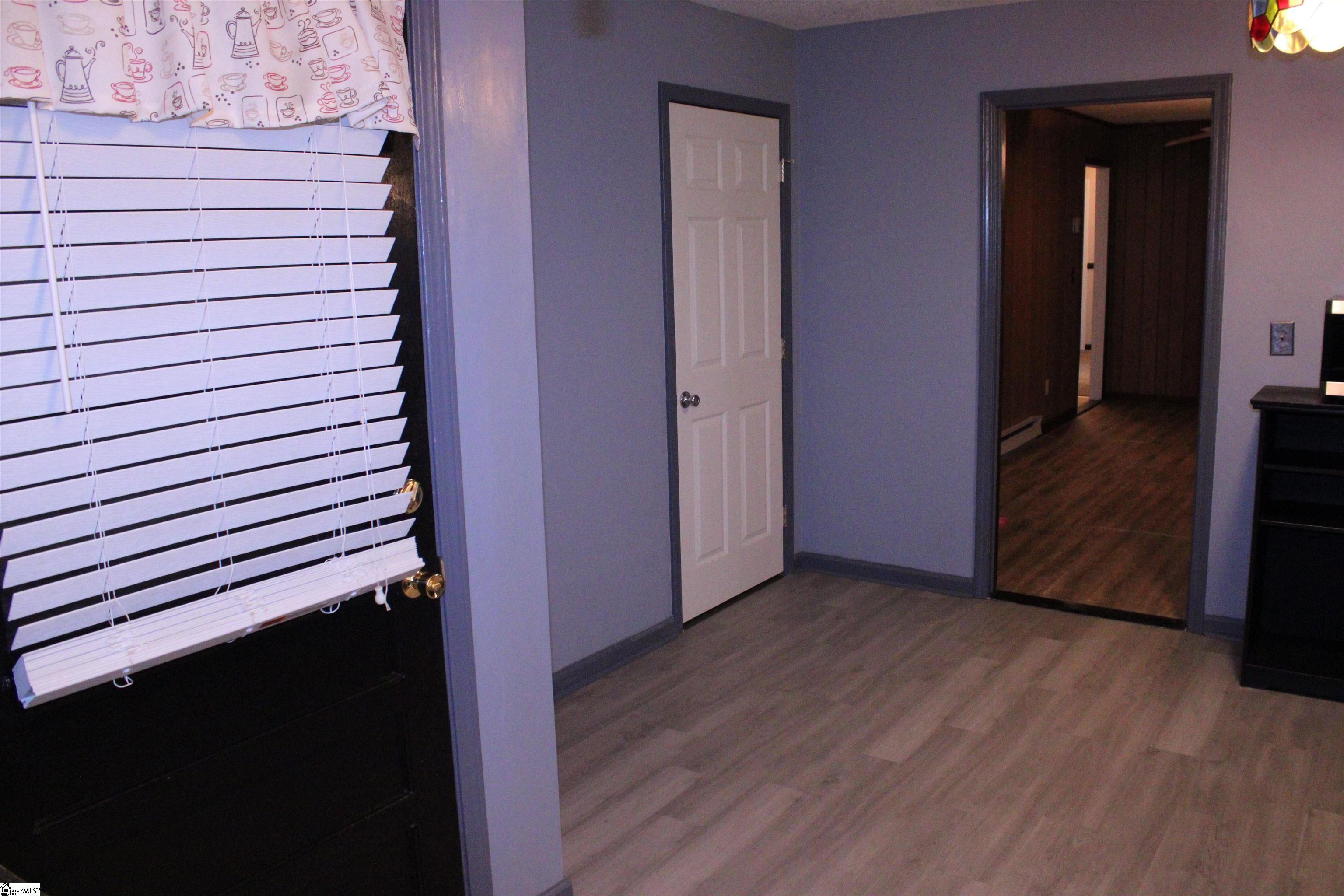 108 Spring Valley Road Pickens, SC 29671 - Photo 8 of 44