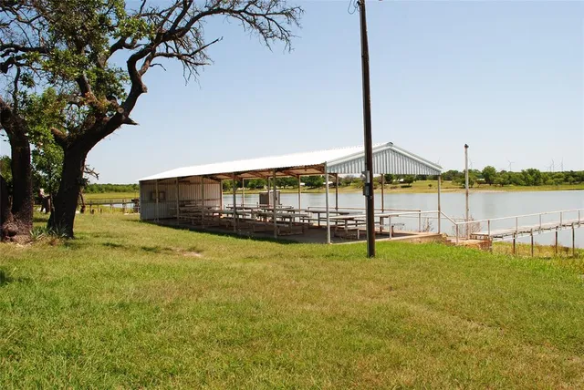 $275,000 | 73-109 109th, Goldthwaite, TX 76844