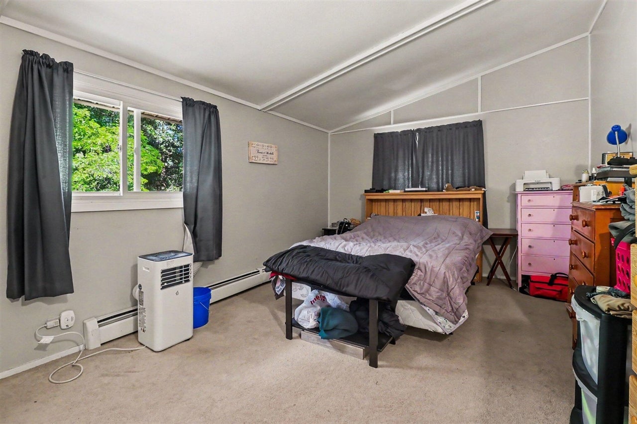 2218 Maple Road Manistee, MI 49660 - Photo 8 of 15 Gallery Image 8