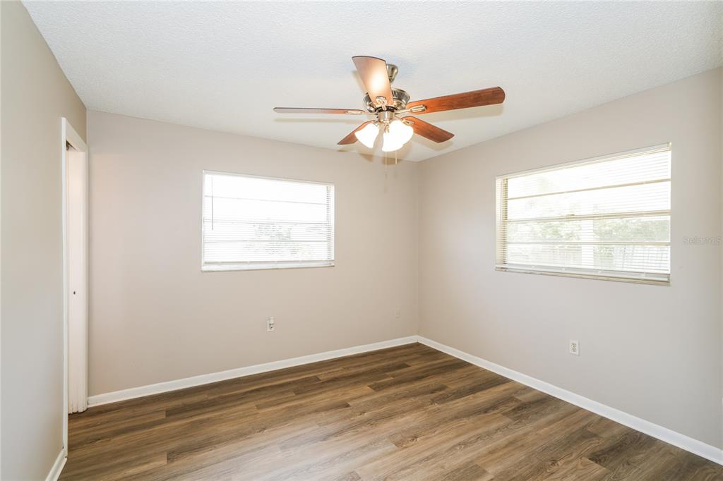 4117 East Okara Road Tampa, FL 33617 - Photo 10 of 16