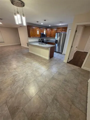 $2,300 | 1607 East Linebaugh Avenue, Tampa, FL 33612