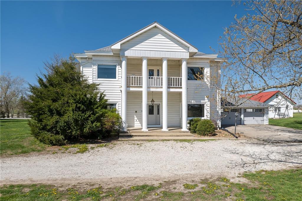 6585 Northeast Catawba Road Breckenridge, MO 64625 - Photo 2 of 54