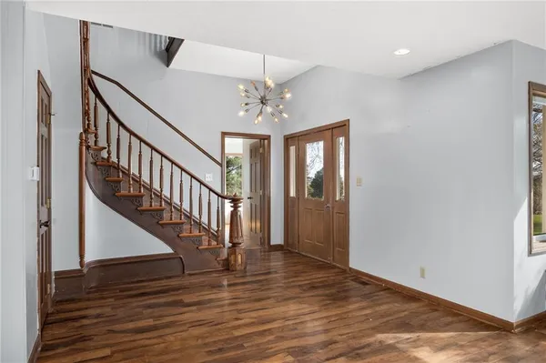 $475,000 | 6585 Northeast Catawba Road, Breckenridge, MO 64625