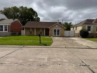 $264,500 | 2259 North Friendship Drive, Harvey, LA 70058