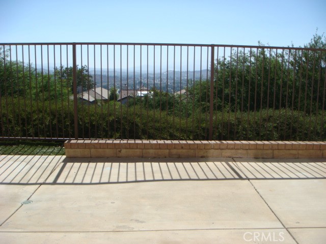 27639 Sienna Rdg Row Canyon Country, CA 91351 - Photo 5 of 10