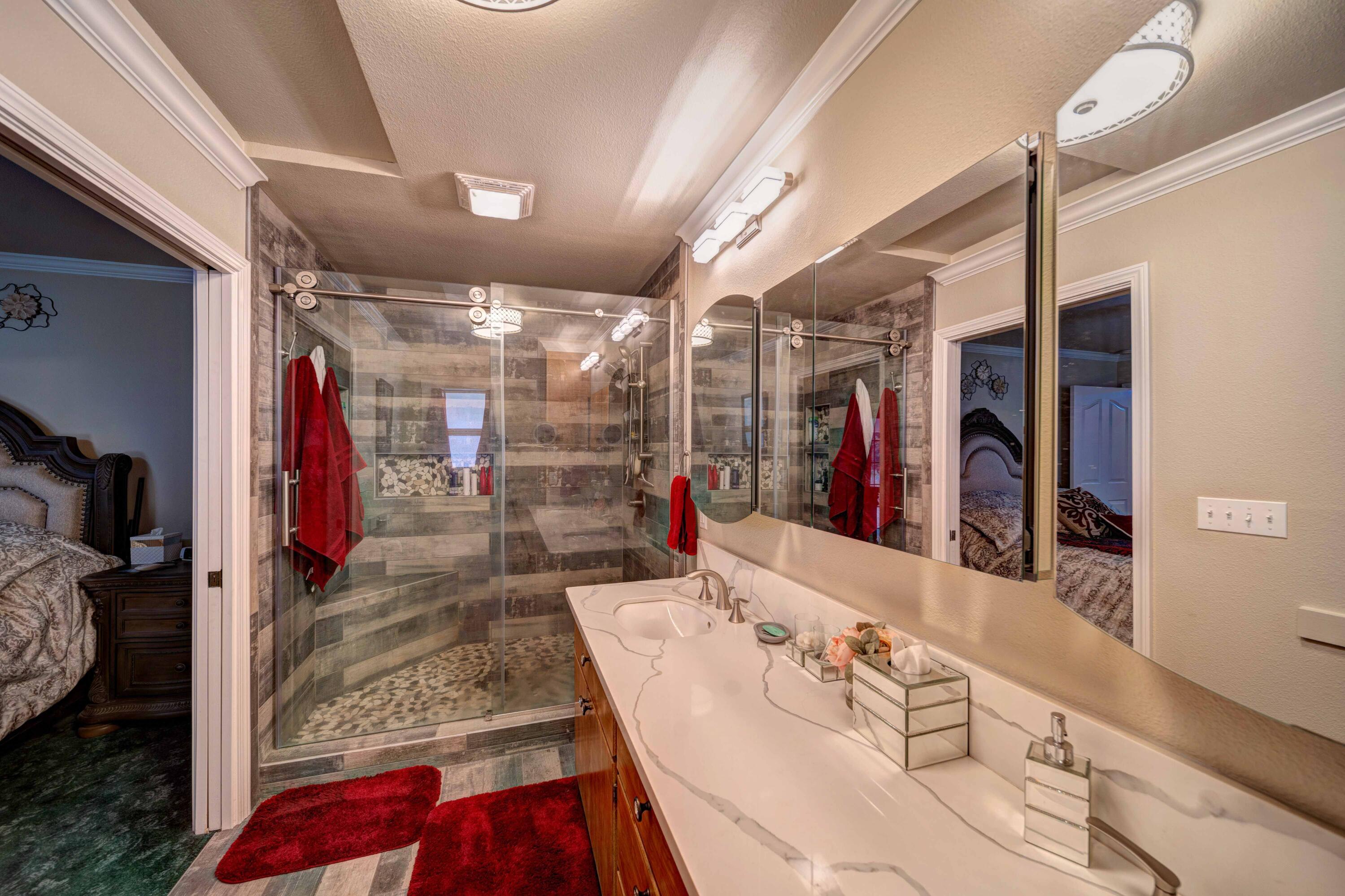 14944 Tollhouse Road Shasta, CA 96087 - Photo 18 of 61 Master Bath