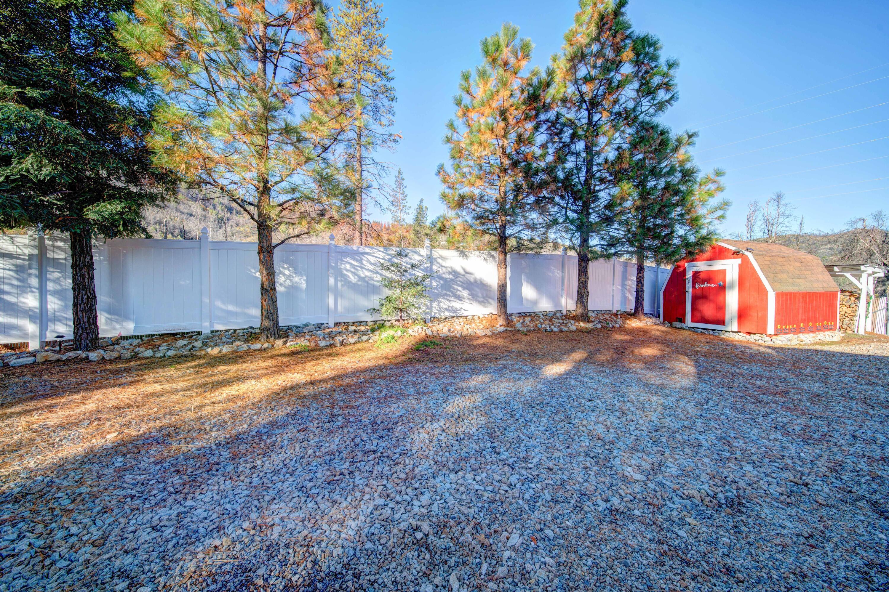 14944 Tollhouse Road Shasta, CA 96087 - Photo 26 of 61 Backyard
