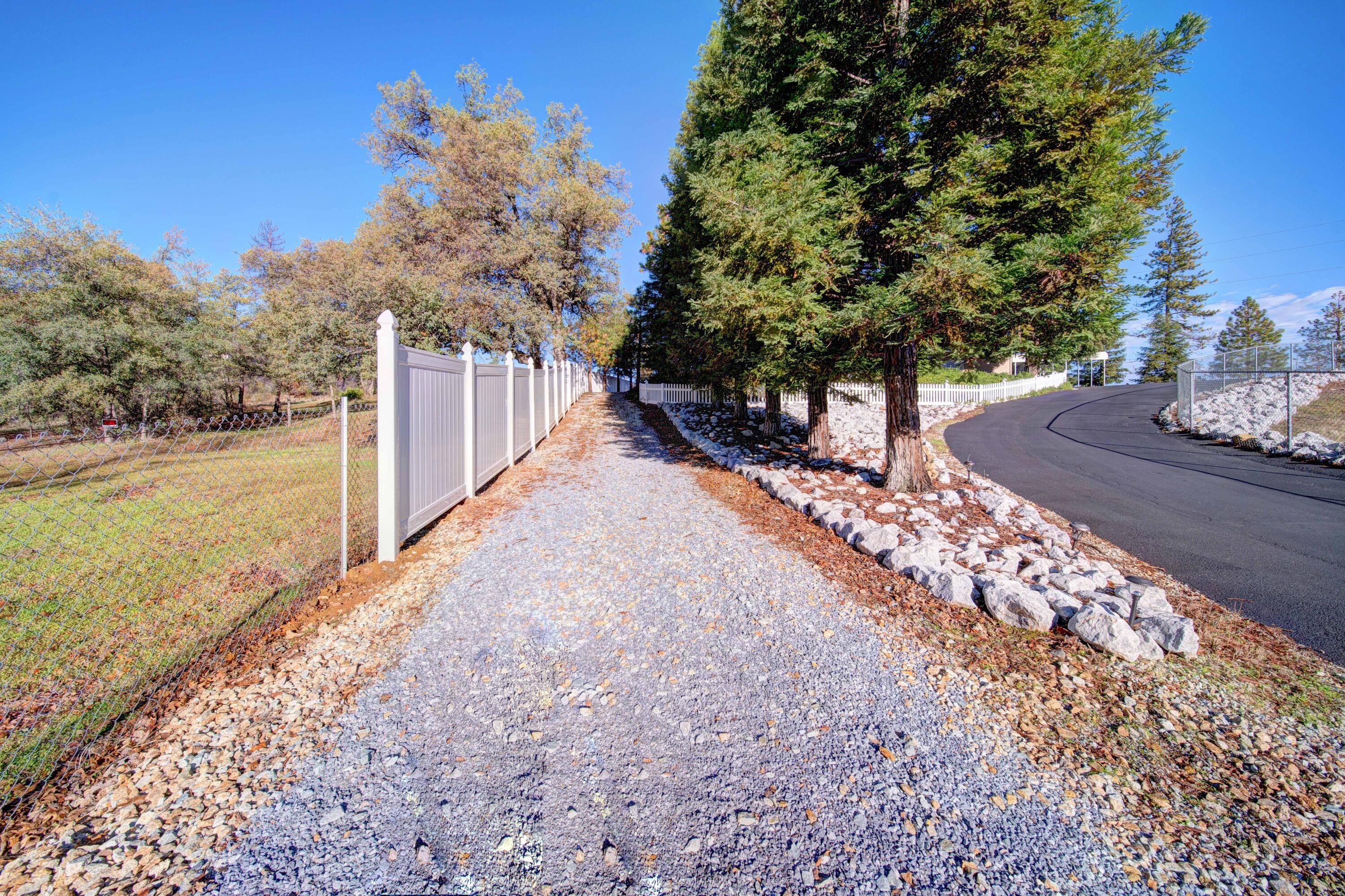 14944 Tollhouse Road Shasta, CA 96087 - Photo 55 of 61 Drive