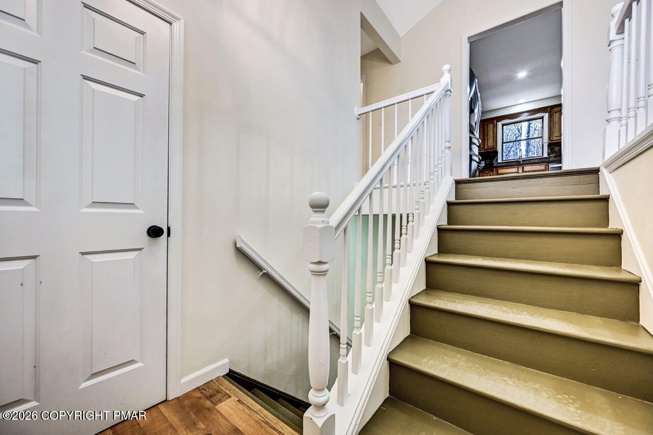 171 Foothill Boulevard Effort, PA 18330 - Photo 49 of 61 a view of entryway