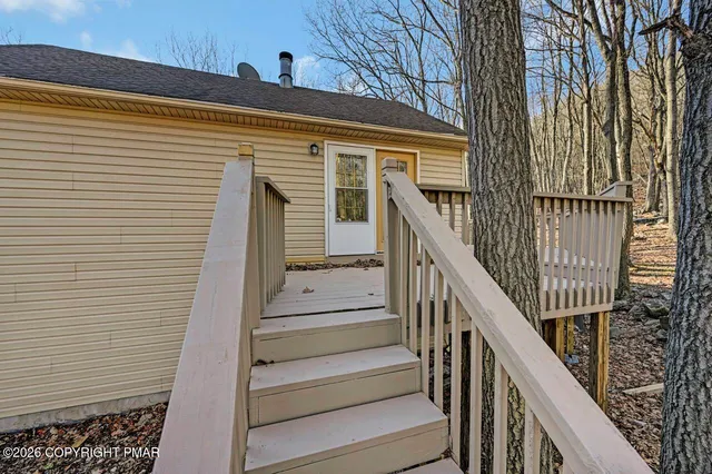 $399,900 | 171 Foothill Boulevard, Effort, PA 18330