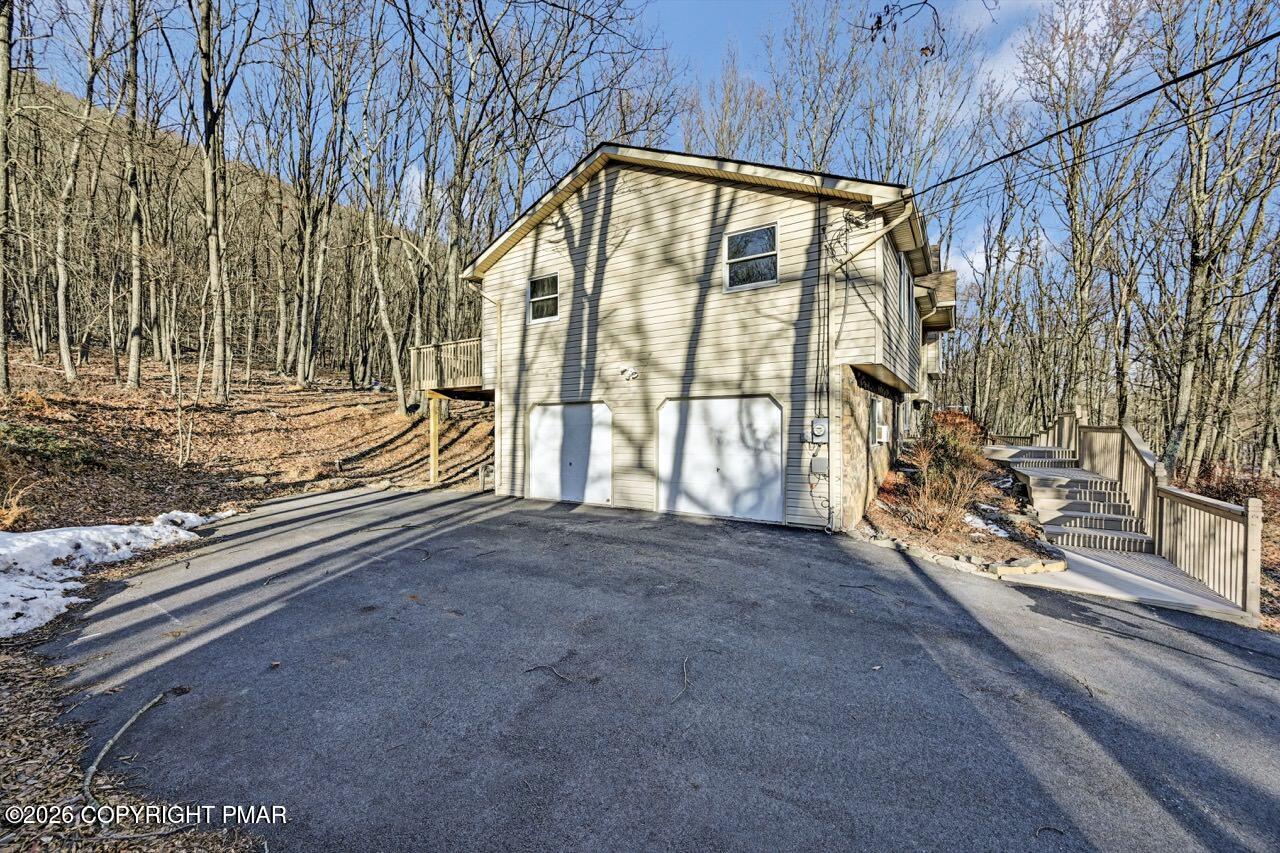 171 Foothill Boulevard Effort, PA 18330 - Photo 57 of 61 GARAGE