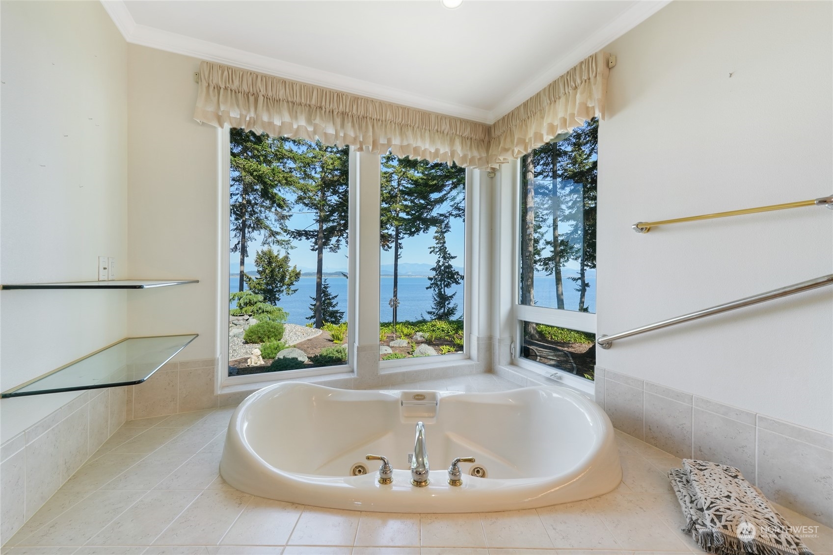 3344 Green Road Oak Harbor, WA 98277 - Photo 22 of 39 Gallery Image 22