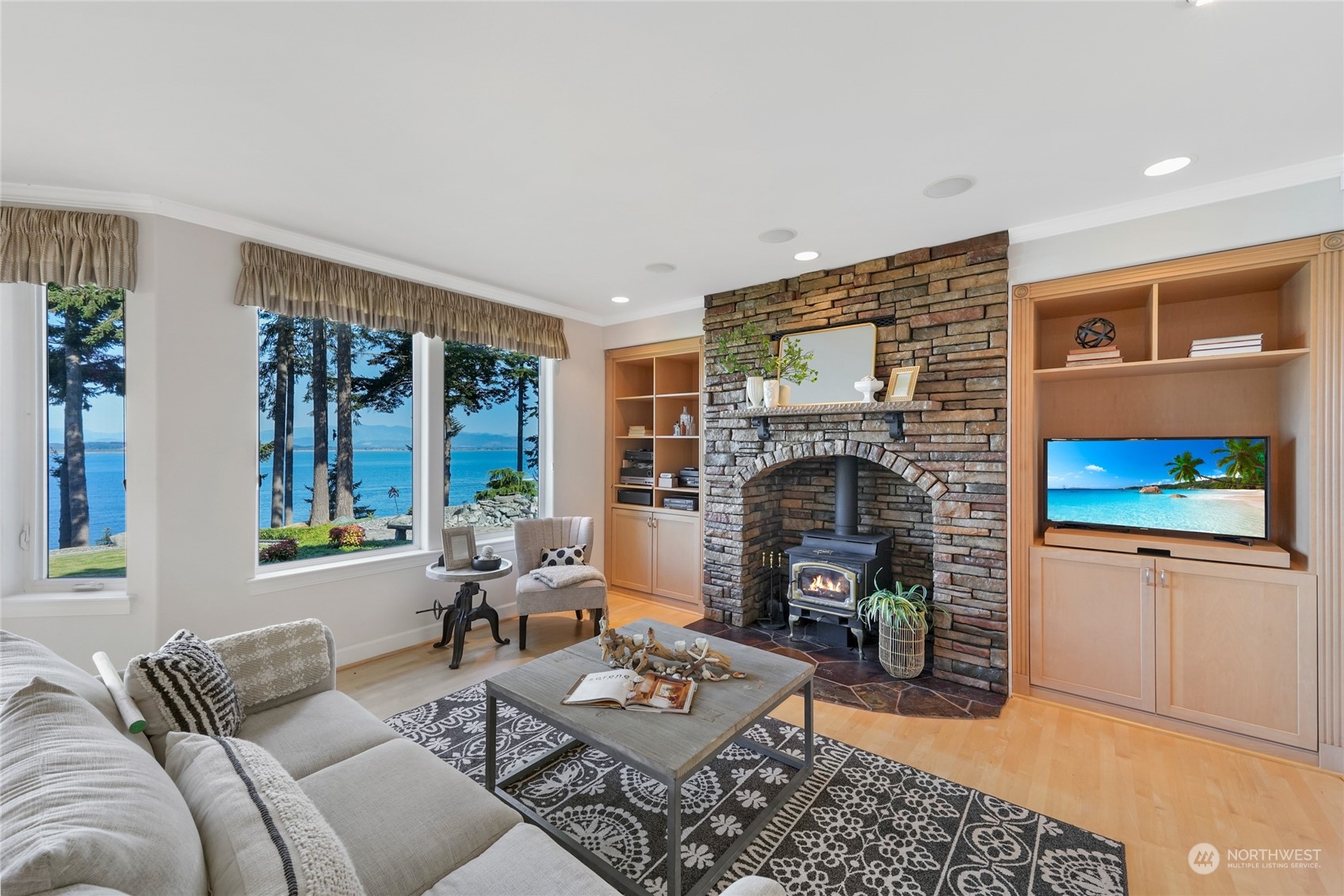 3344 Green Road Oak Harbor, WA 98277 - Photo 9 of 39 Gallery Image 9