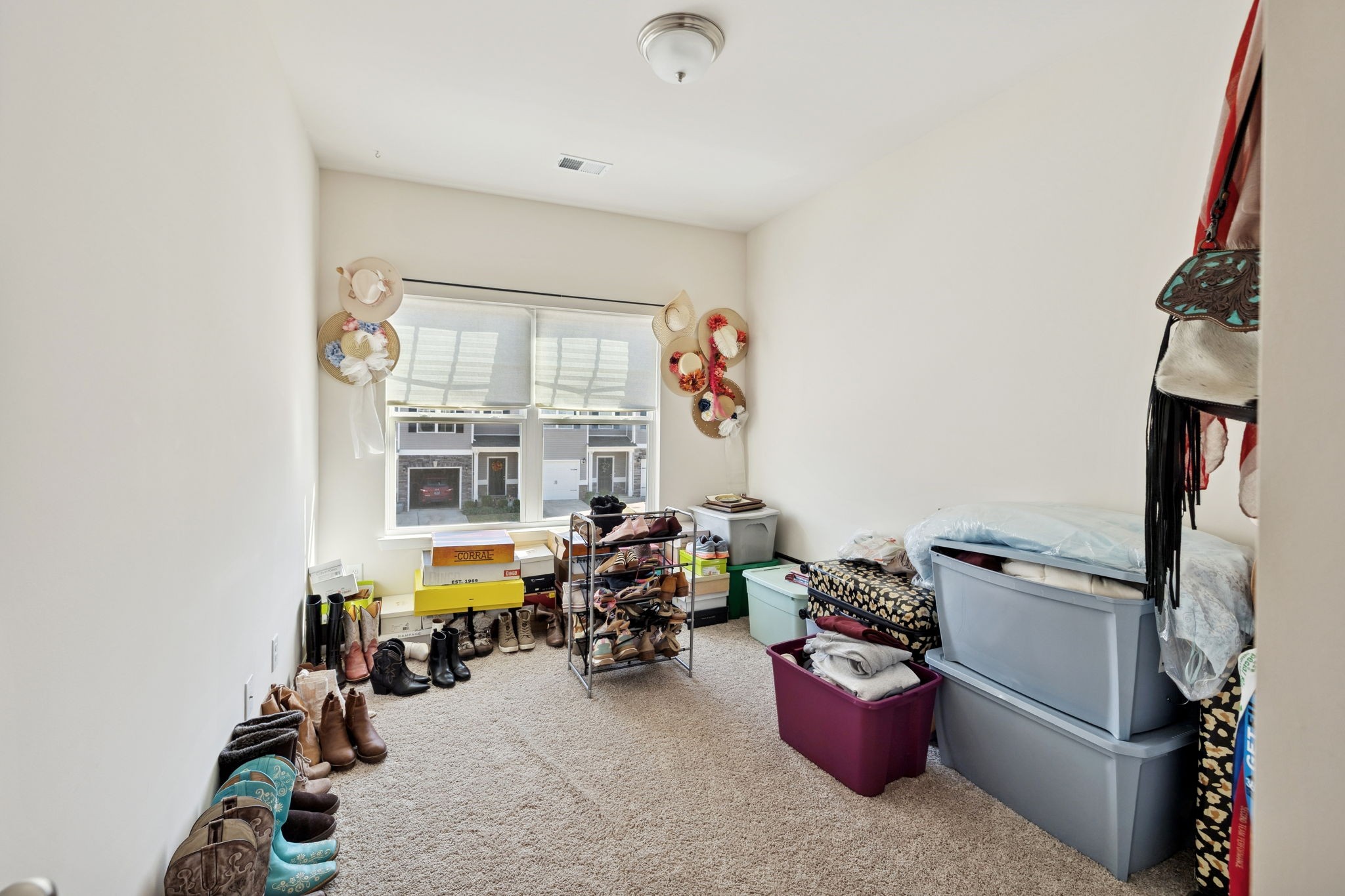 2605 Sherman Way Columbia, TN 38401 - Photo 15 of 22 a view of a room with gym equipment